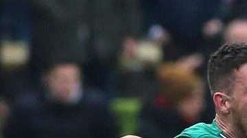 El jugador de la Fiorentina Jordan Veretout celebra su gol olímpico ante el Bologna. Foto: EFE/EPA/GIORGIO BENVENUTI