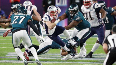 El juego entre los New England Patriots y los Philadelphia Eagles superó varios récords. (Foto: EFE/EPA/ERIK S. LESSER)