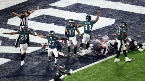 Las Águilas se robaron la celebración de los Eagles. EFE