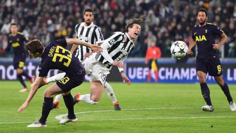 Un momento del partido entre Juventus y Tottenham. EFE