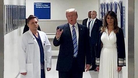 "Es triste que algo así pueda pasar", señaló el presidente en su visita al hospital
