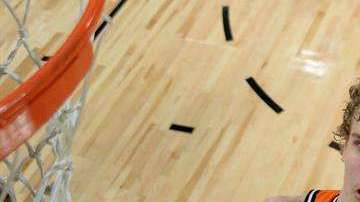 El equipo del Mundo derrotó 155-124 a Estados Unidos