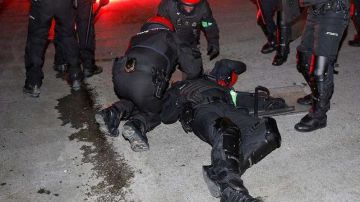 Un Ertzaina (Policía del País Vasco) perdió la vida durante los enfrentamientos