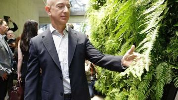 Jeff Bezos, fundador de Amazon, durante la inauguración de Las Esferas.