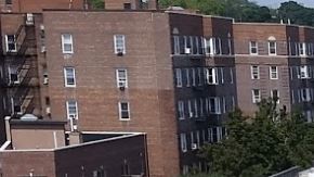 Amenaza de tiroteo en escuela secundaria de Brooklyn