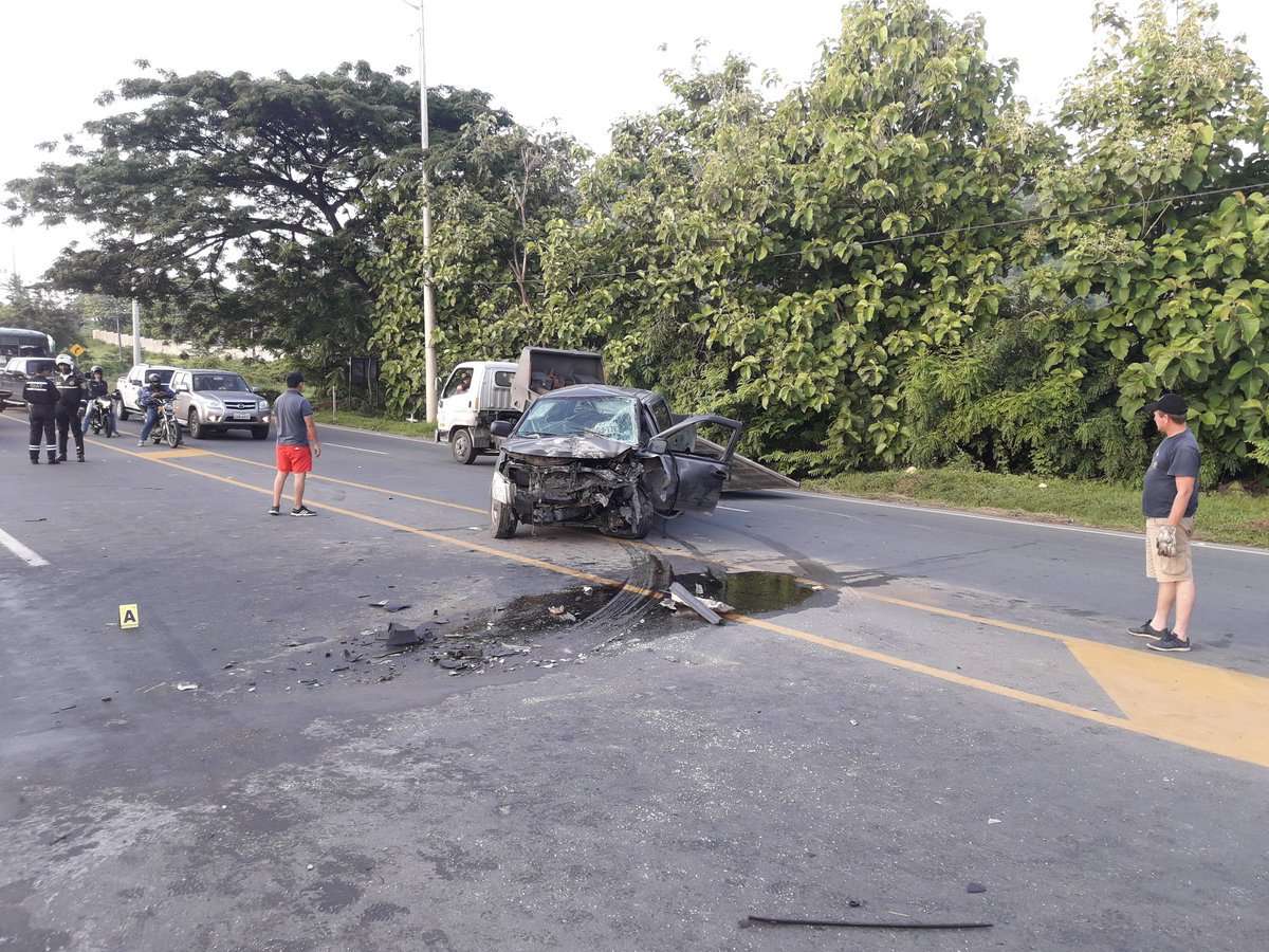 Accidente De Bus En Ecuador Deja Al Menos 11 Muertos - El Diario NY