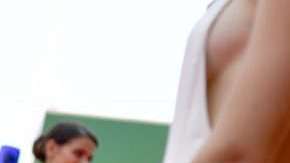 Varias 'Grid girls' esperan entrar al circuito de Mónaco de Fórmula 1. (Foto: AFP PHOTO / Getty Images)/ ANDREJ ISAKOVIC.