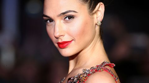 Gal Gadot es más que una Mujer Maravilla.