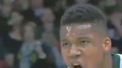 El griego Giannis Antetokounmpo, de los Milwaukee Bucks de la NBA.