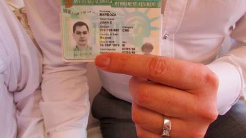 Contrario a lo que dice Trump, la “lotería de visas” no es un proceso “al azar”.