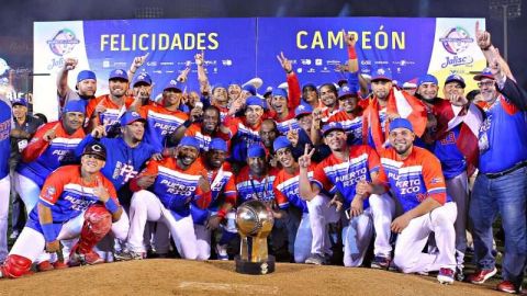 La novena de Puerto Rico, flamantes campeones de la Serie del Caribe de Beisbol Jalisco 2018. (Foto: Imago7/Jorge Barajas)