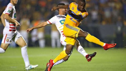 Enner Valencia de los  Tigres de la UANL liquidó con doblete al Herediano en los octavos de final de la Concachampions. (Foto: Imago7)