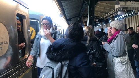 Además de retrasos, la violencia también se ha incrementado dentro del Metro de NYC