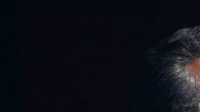 En medio de problemas de salud, celebra 70 años de edad.