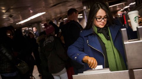 La MetroCard será sustituida por un sistema de pago 'tap-based'