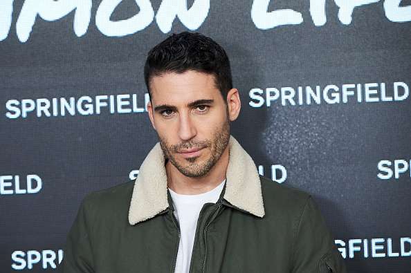 Duro momento para Miguel Ángel Silvestre: Fallece su padre - El Diario NY