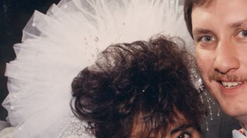Mónica Rodríguez el día de su boda en 1990 con Edward Smith, de quien esperaba un hijo