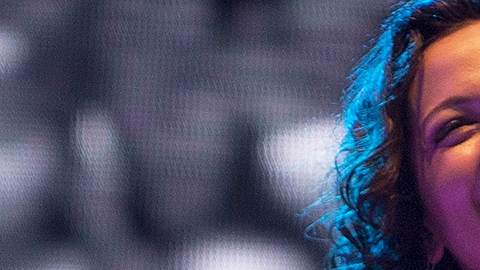 Natalia Lafourcade hace su debut como actriz con 'Annette', la cinta ovacionada en Cannes.