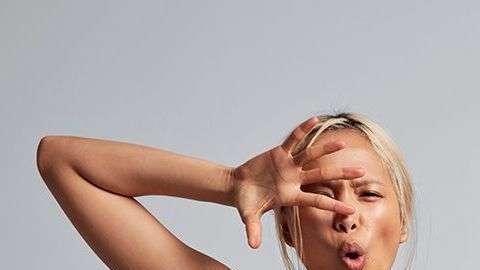 El brassier deportivo está diseñado hoy con textiles creados con nuevas tecnologías que los hacen livianos, flexibles,suaves,cómodos y firmes.