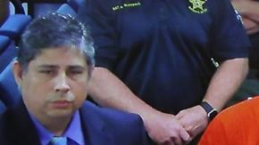 Nikolas Cruz enfrenta 17 cargos por asesinato premeditado.