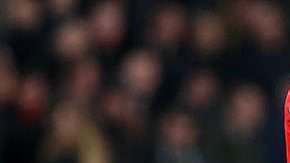 El 'Chucky' Lozano fue expulsado y en la Eredivisie quieren suspenderlo tres encuentros.