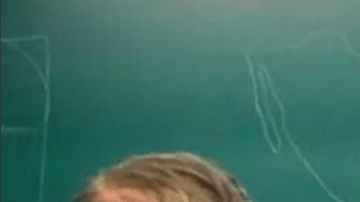 La clase se salió de control, al menos en las redes.