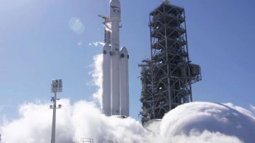 El Falcon Heavy durante un test el 24 de enero.
