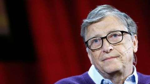 Gates dijo que la falta de control es uno de los principales problemas de las criptomonedas.