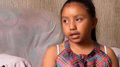 Con tan solo ocho años, Xóchitl es la primera niña en todo México que recibe el "Reconocimiento ICN a la Mujer".