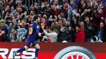 Messi celebra su gol 600. EFE