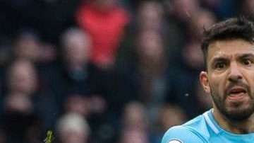 El delantero del Manchester City Sergio Aguero padece de una lesión en la rodilla izquierda. Foto: EFE/EPA/PETER POWELL