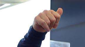 El entrenador de las Águilas del América, Miguel Herrera confía en vencer al Tauro en Concachampions. (Foto: EFE/José Méndez)