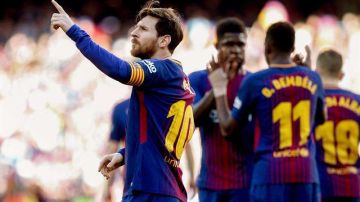 El delantero argentino del FC Barcelona, Lionel Messi, celebra su gol ante el Athletic de Bilbao. (Foto: EFE/ Alberto Estévez)