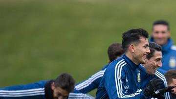 La selección argentina se entrena en Manchester para su partido contra Italia este viernes. (Foto: EFE/ Peter Powell)