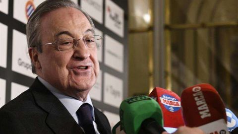 El presidente del Real Madrid, Florentino Pérez, no quiere ni pensar en que Cristiano se vaya. (Foto: EFE/Kiko Huesca)