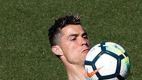Cristiano Ronaldo y Gareth Bale, durante una práctica con el Real Madrid