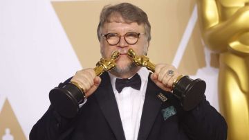 Guillermo del Toro ganó como el Oscar como "Mejor Director".
