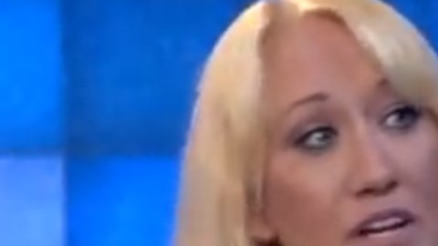 Alana Evans reveló la información en CNN.