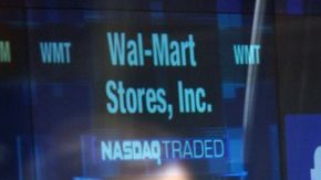 El escándalo de Cambridge Analytica hizo caer las acciones de Facebook en casi 7% este lunes.