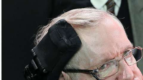 Hawking tachó a Trump como un peligro para la humanidad.