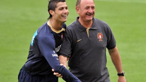 Felipao y Cristiano Ronaldo en la selección portugal.  FABRICE COFFRINI/AFP/Getty Images