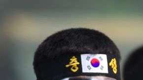 Los jóvenes no pueden eludir el servicio militar.