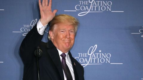 El presidente ante los latinos conservadores.