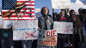 Una vez más pudo el poder de la Asociación Nacional del Rifle que la seguridad de miles de estudiantes en EEUU