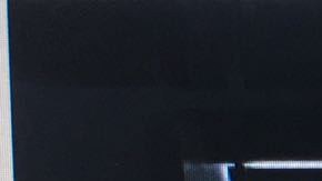 Así quedó la pared del estacionamiento tras la caída del auto