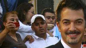 Ingrid Coronado y Fernando del Solar.