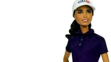 La muñeca Barbie en honor a la golfista mexicana Lorena Ochoa.
