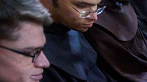 Tras el lavatorio, los participantes oraron, dieron las gracias y rezaron un Padrenuestro.