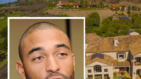 La propiedad cuenta con sala de cine, piscina, gimnasio, una enorme cocina e infinidad de habitaciones.