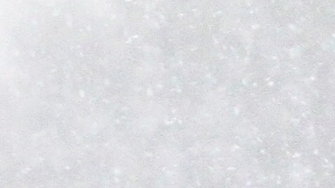 En la cuarta tormenta de nieve, los nuyorquinos estan aprendiendo a lidiar con el clima en el primer dia de primavera.